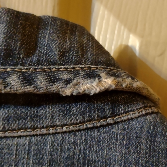 Motto Size Small Denim Distressed Jean Vest - Picture 6 of 7